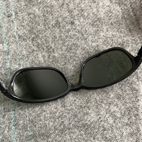 Vintage RAY-BAN Black Predator Sunglasses RB 4001 - Picture 4 of 9